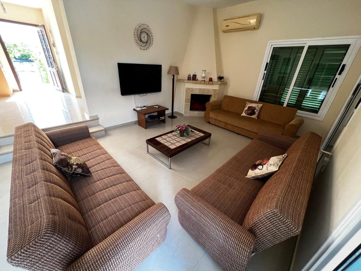 Willa Kyrenia - Center, 3 1 Living No-16 With Private Pool Kirenia