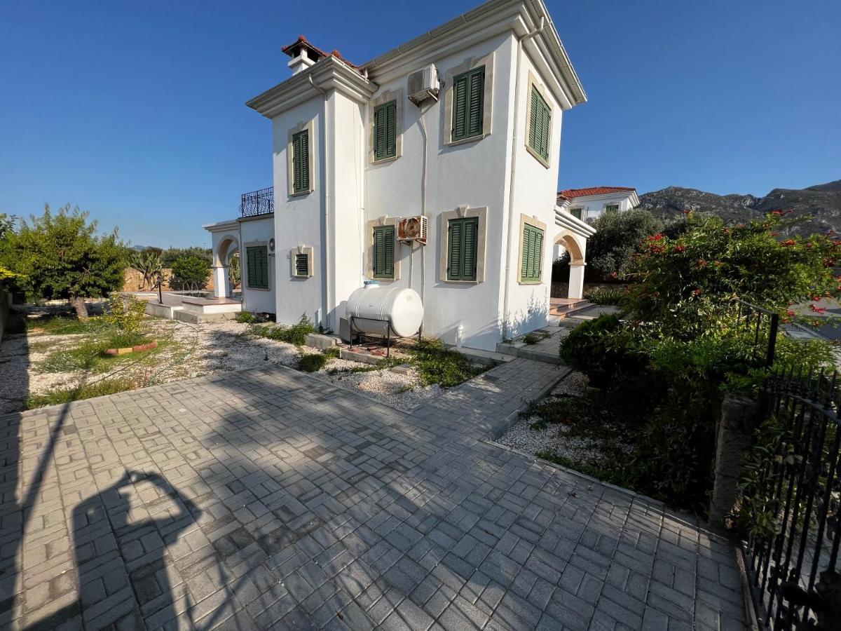 Kyrenia - Center, 3 1 Living No-16 With Private Pool Willa